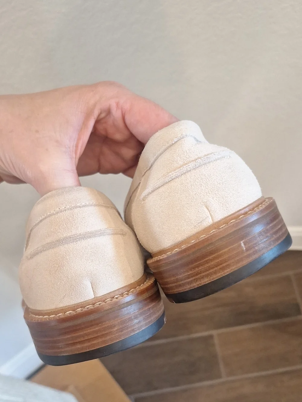 Express Mens Genuine Suede Loafers Classic Preppy Office Size 9 Stone Beige